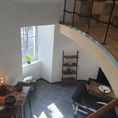 Apartamento Tour De Lacuzon *